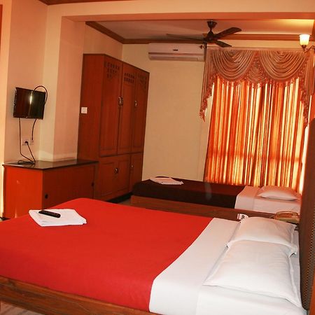 Hotel Grand Palace Coimbatore Esterno foto