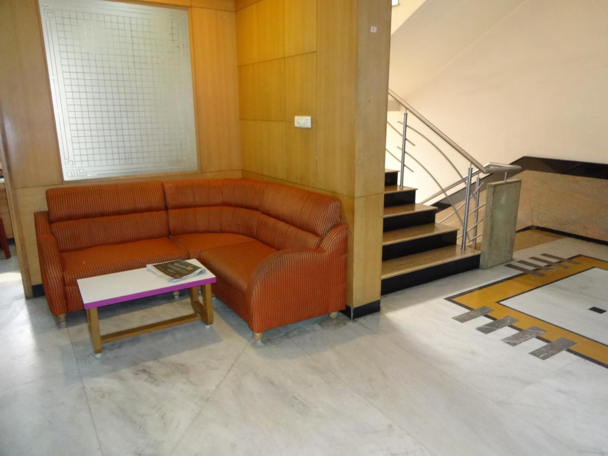 Hotel Grand Palace Coimbatore Esterno foto