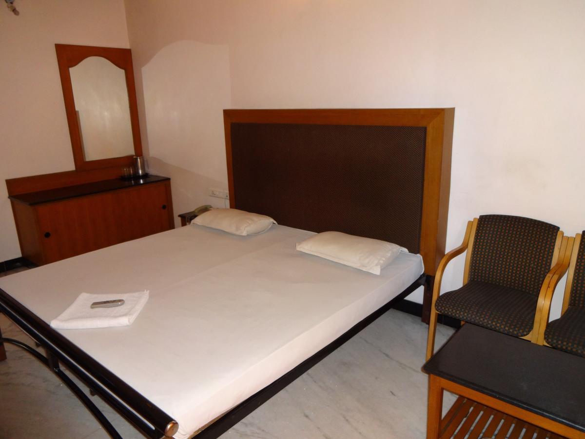 Hotel Grand Palace Coimbatore Esterno foto