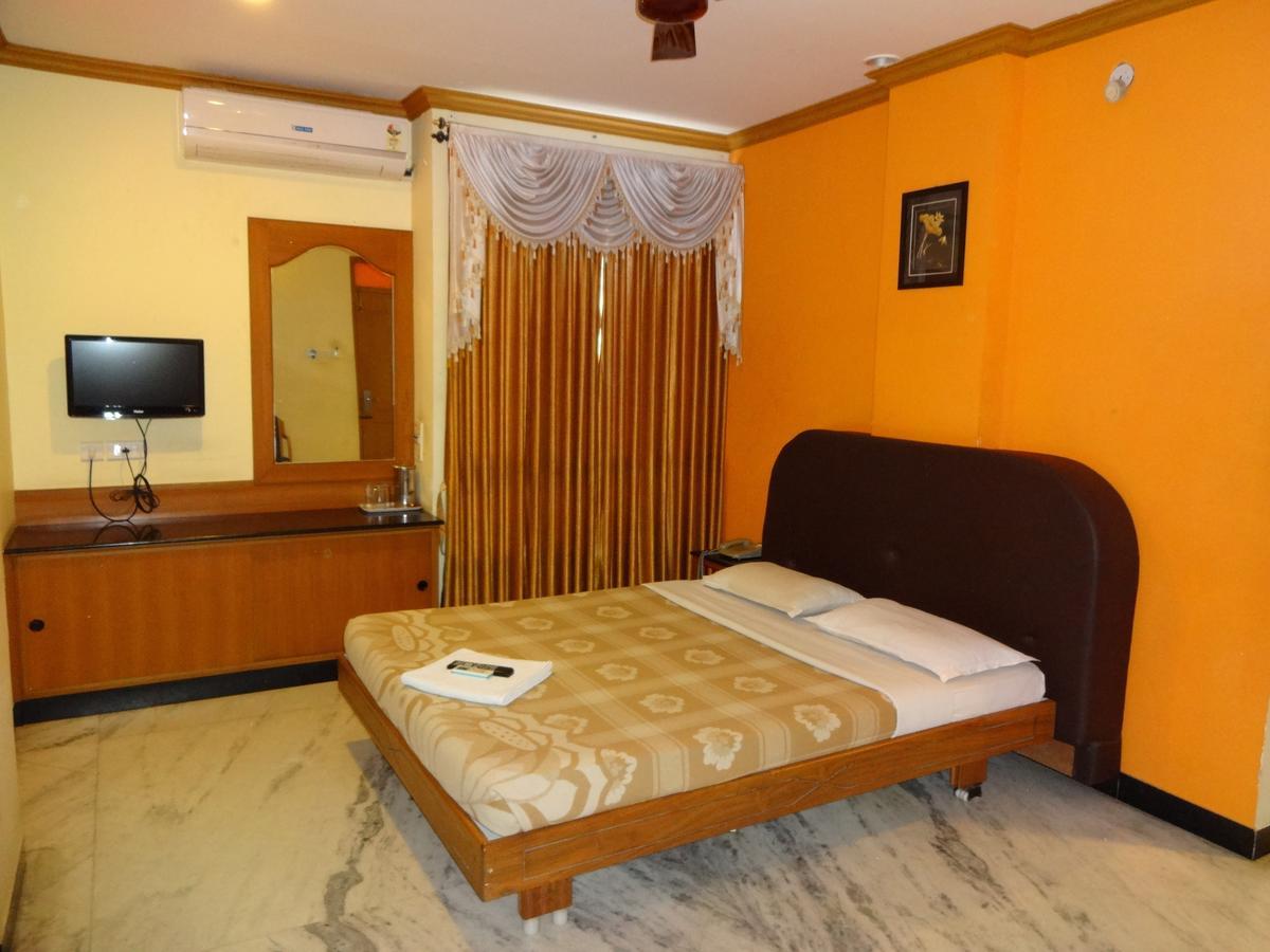 Hotel Grand Palace Coimbatore Esterno foto
