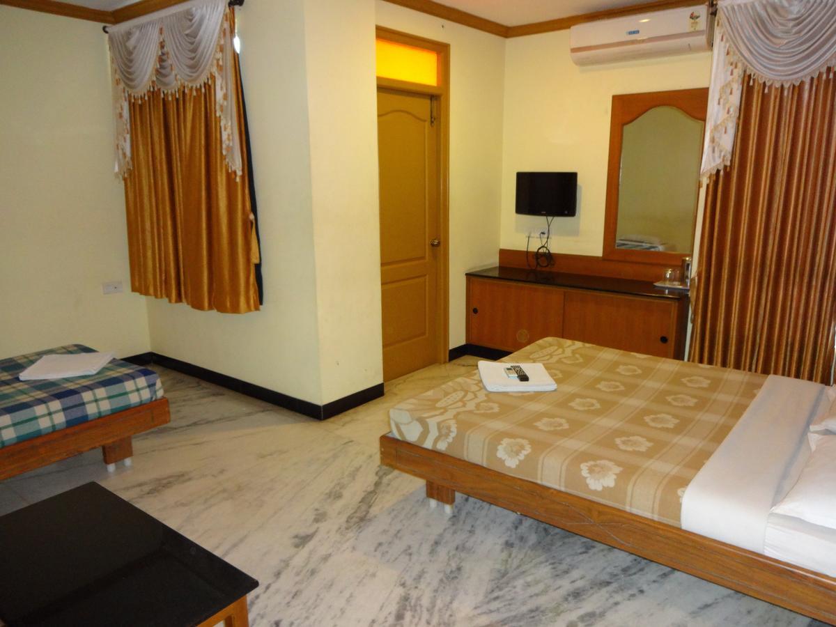 Hotel Grand Palace Coimbatore Esterno foto