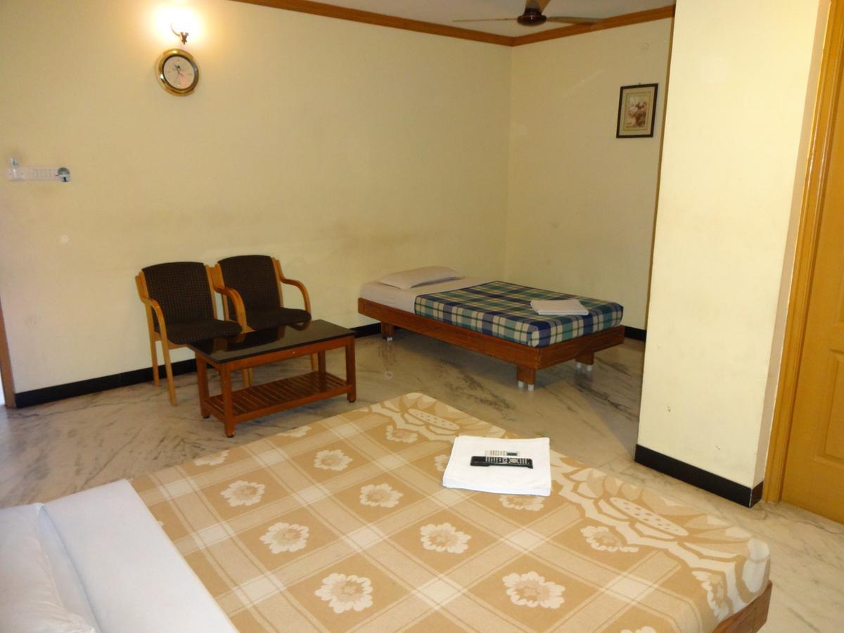 Hotel Grand Palace Coimbatore Esterno foto